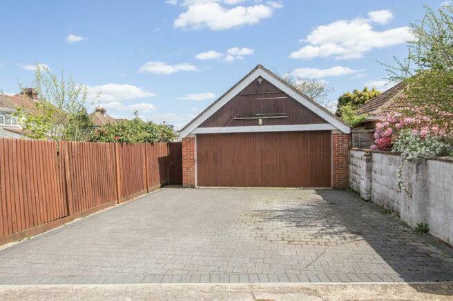 Detached Double Garage