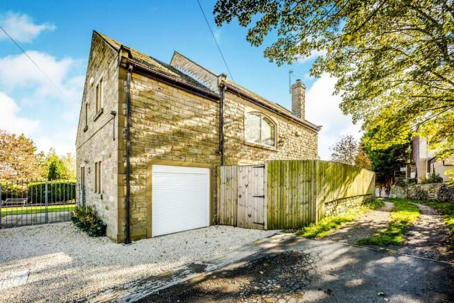 4 Bedroom Barn Conversion For Sale In Tithe Barn Cottage Halifax