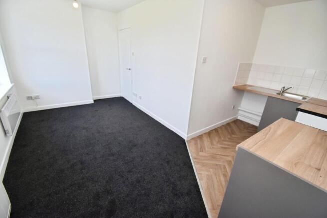 Lounge-Kitchen