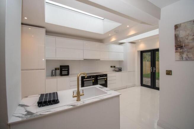 Kitchen Area 1