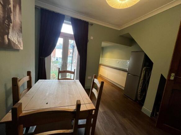 Dining Room.jpg
