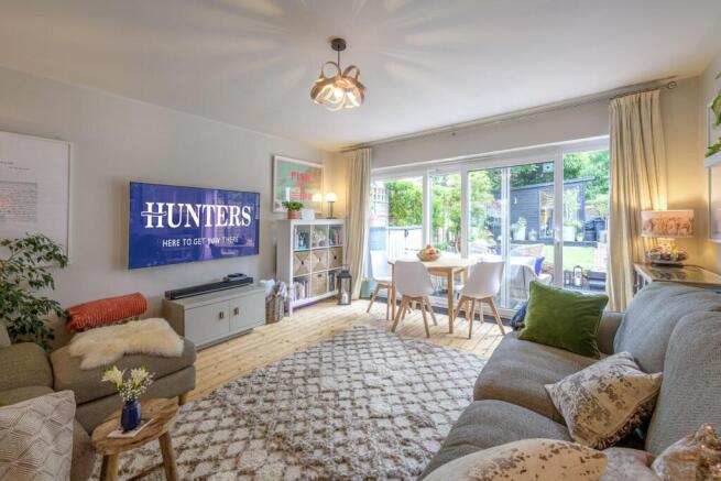 Lounge Dining Room 1