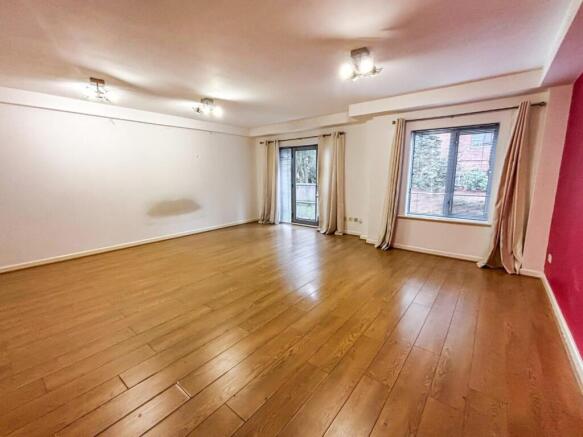 Lounge Dining Room2.jpg