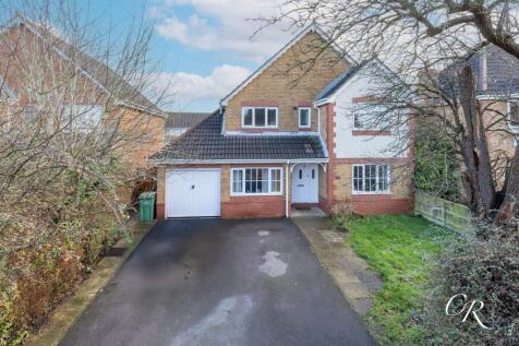 Barrington Avenue, The Reddings