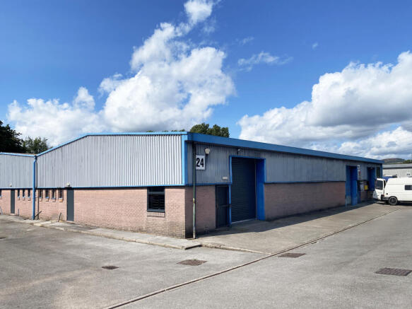 EDIT_24 Alb Ext Pic.JPG1.jpg