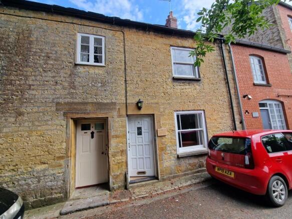 3 Bedroom Terraced for Rent