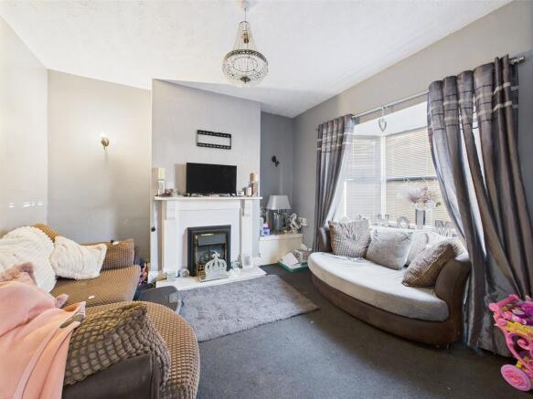 CAM01835G0-PR0209...