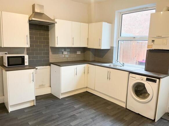 KITCHEN/DNER