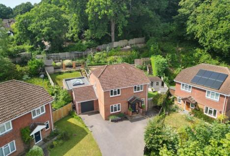 Strawberry Fields, Hedge End, SO30