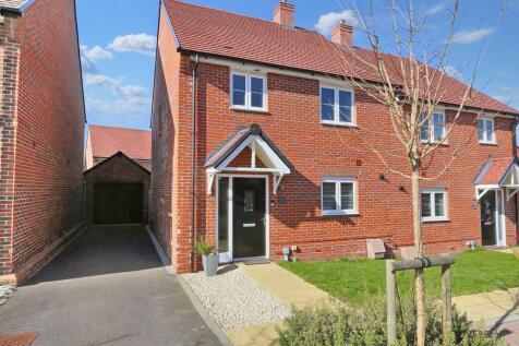 Troon Road, Botley, SO32