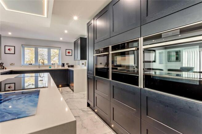 Fitted Kitchen