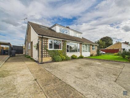 Maple Road, Stowmarket, Suffolk, IP14 4DG