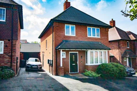 Sessile Oak Close, Eden Park, Rugby, CV21