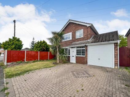 Gainsborough Crescent, Hillmorton, Rugby, CV21