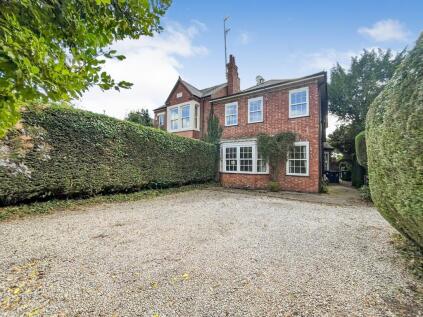 Hillmorton Road, Rugby, CV22