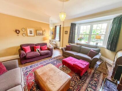 Hillmorton Road, Rugby, CV22