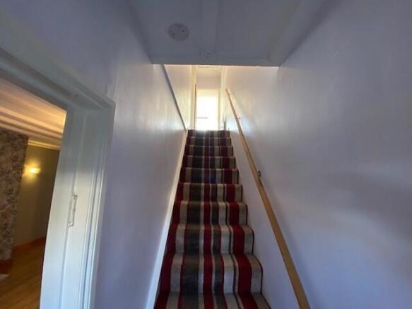 Entrance Hallway & Stairs