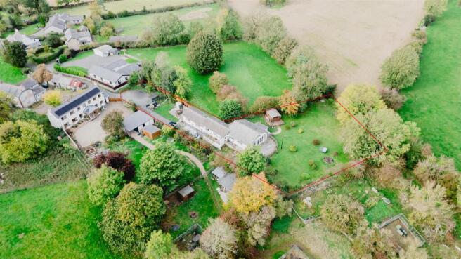 Bryn Eithin, Lixwm, CH8 8LT-6 Boundary.jpg