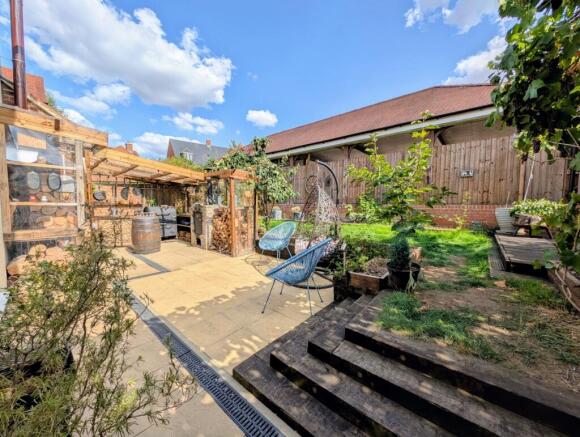 2d8ab282-d236-42e2-9a8b-809f62817a151