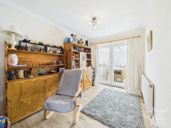 CAM02127G0-PR0336-STILL003