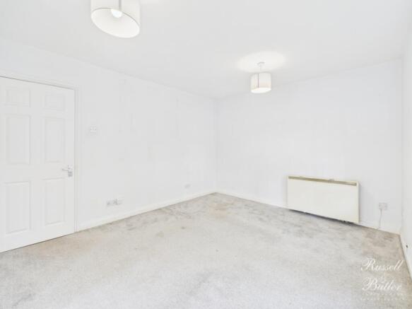 CAM02127G0-PR0356-STILL002