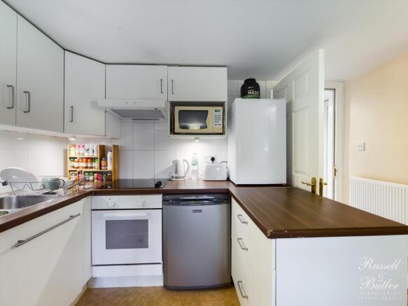 CAM00829P1-PR0057-STILL02