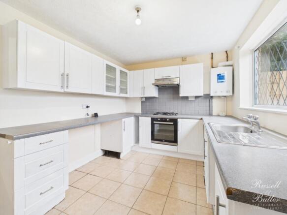 CAM02127G0-PR0368-STILL010