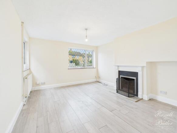 CAM02127G0-PR0368-STILL007