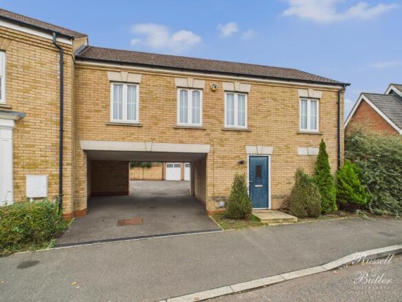 CAM02127G0-PR0353-STILL009