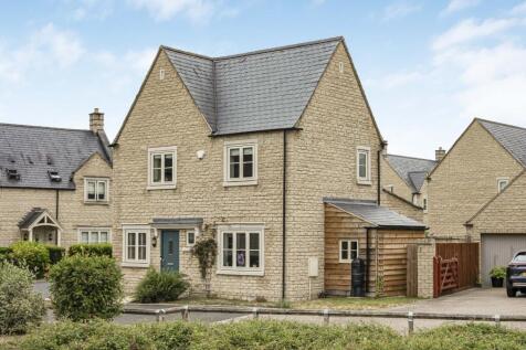 Milking Path Way, Fairford, Gloucestershire, GL7