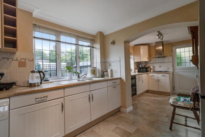 Spacious Kitchen