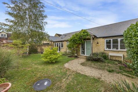 Horcott Road, Fairford, Gloucestershire, GL7