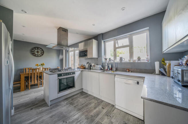 1348839-13-68d2d3...