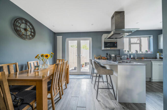 1348839-16-68d2d3...