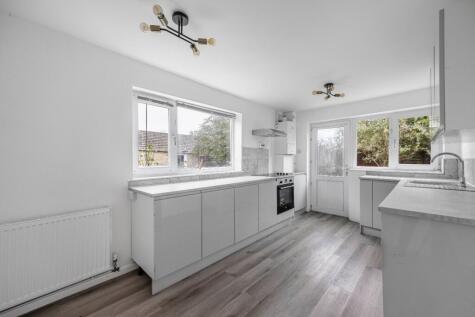 Hatherop Road, Fairford, Gloucestershire, GL7