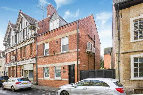 Cricklade Street, Cirencester, Gloucestershire, GL7