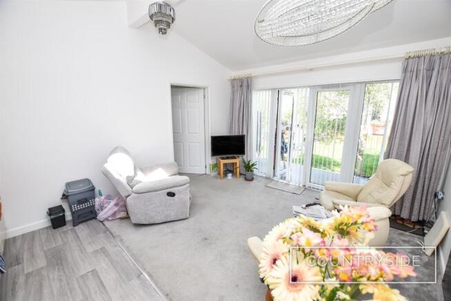 Kitchen/Lounge