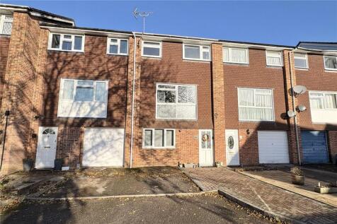 Cambridge Road, Aldershot, Hampshire, GU11