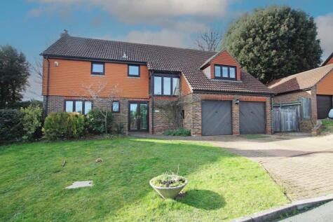 Saffrons Park, Eastbourne, BN20 7UX