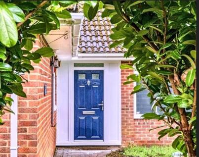 Lambourne Close, Thruxton, Andover