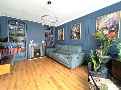 Cookhill Road, London SE2 9PB ** VIDEO & 3D FLOORPLAN AVAILABLE **