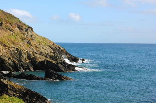 2 Bedroom Cottage For Sale In Stones Throw From Portloe Harbour Tr2