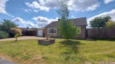 Fir Avenue, Bourne, PE10