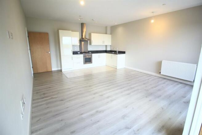 Open Plan Lounge / Kitchen