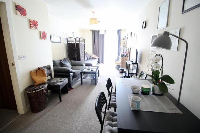 Lounge/ Kitchen
