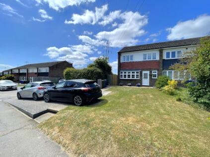 East Tilbury Road, Linford, Stanford Le Hope, Essex SS17