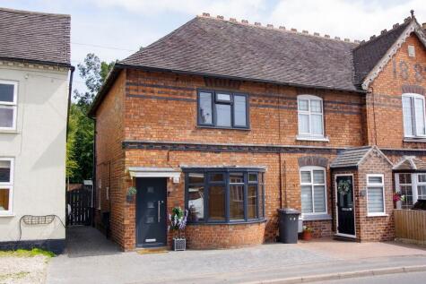 Main Street, Overseal