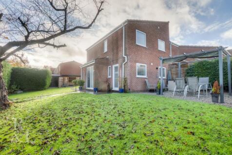 Cropston Close, West Bridgford, Nottingham