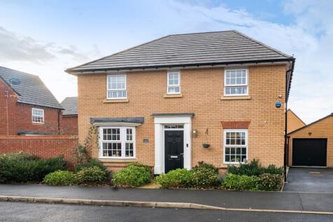 Fir Tree Road, Stotfold, SG5