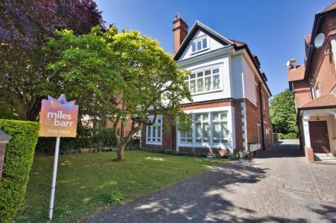 Earls Avenue, Folkestone, CT20